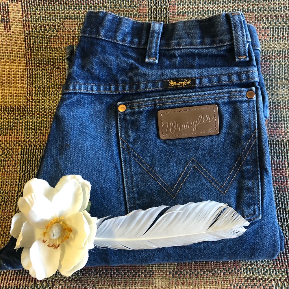 32x28 short vintage wrangler high rise jean